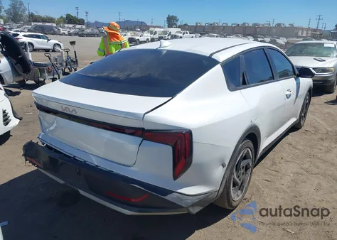 2025 Kia K4 Ex from USA, damaged, VIN 3KPFU4DEXSE040043